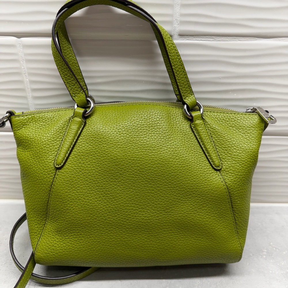 Coach Kelsey Satchel Green Pebbled Leather - Picture 2 of 10